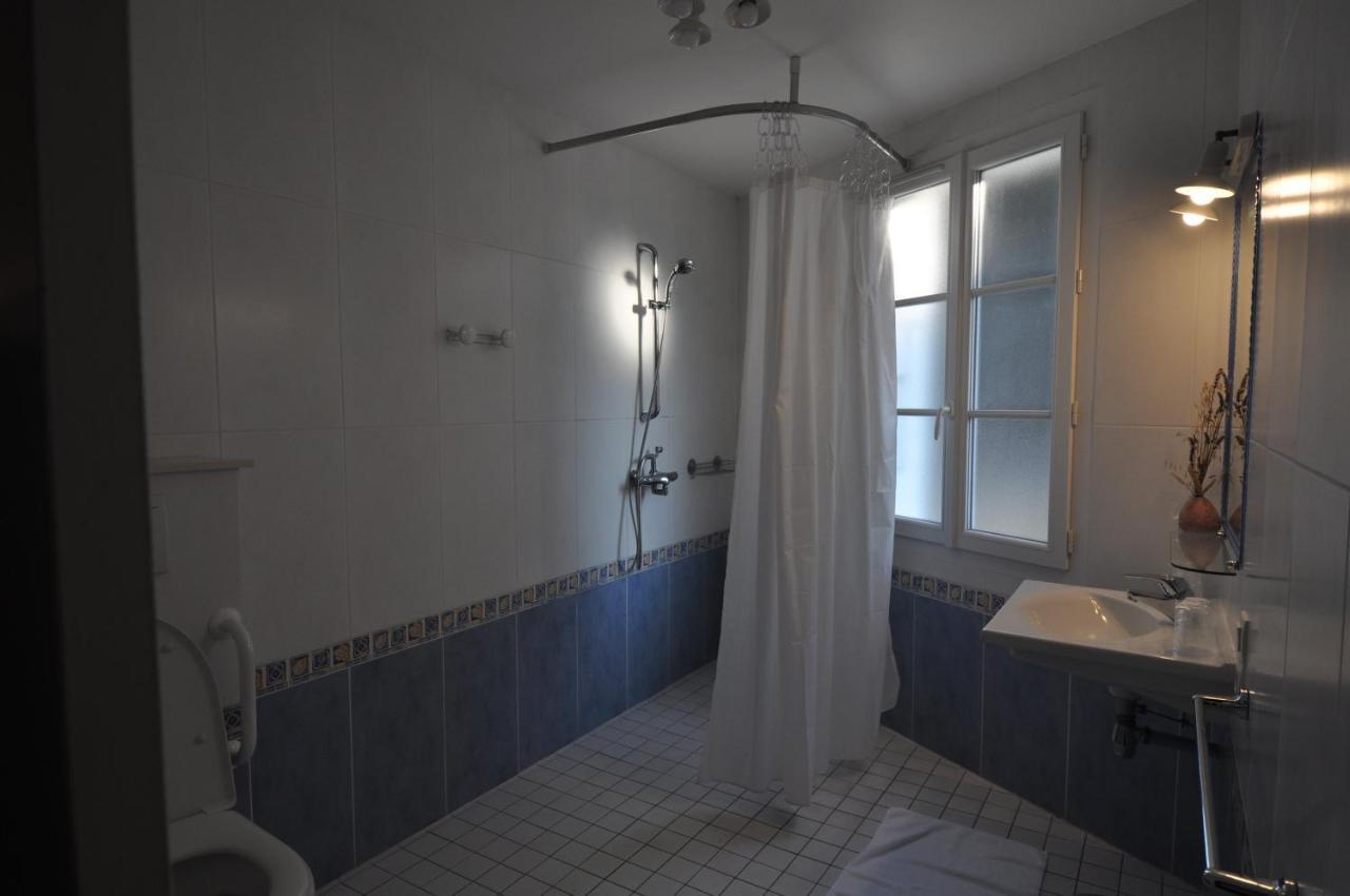 Hotel L’Émeraude Les Portes-en-Re Exterior foto